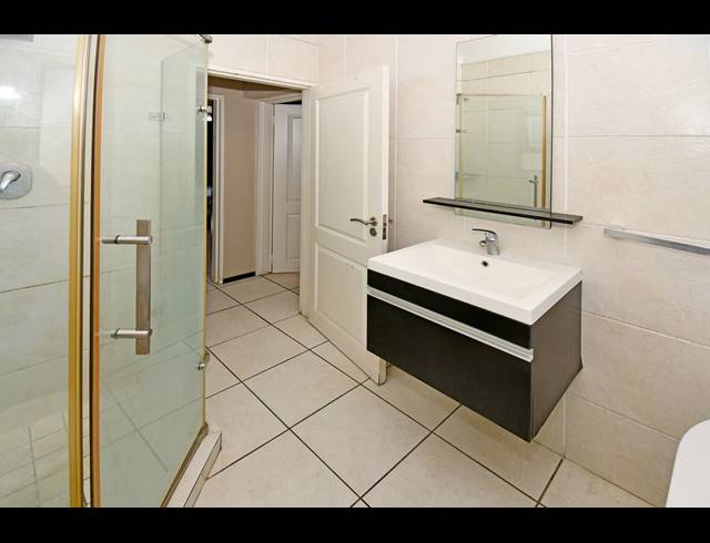 2 BEDROOM APARTMENT FOR SALE IN NOORDHANG